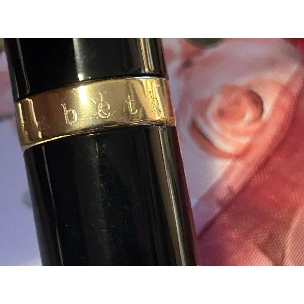 ELIZABETH ARDEN NEW - Exceptional Lipstick 0.14oz AMBER 13 NEW Moisture Enhanced